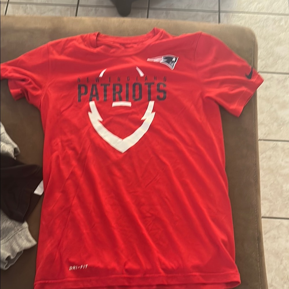 Nike Red Patriots T-Shirt NFL